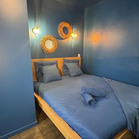 Апартаменты Le Duplex Tricolore 2 Hyper Centre Rive Droite *